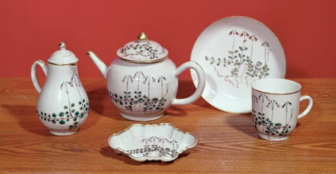 Teservering presentert for Carl Linnaeus (1707-78) (keramikk)